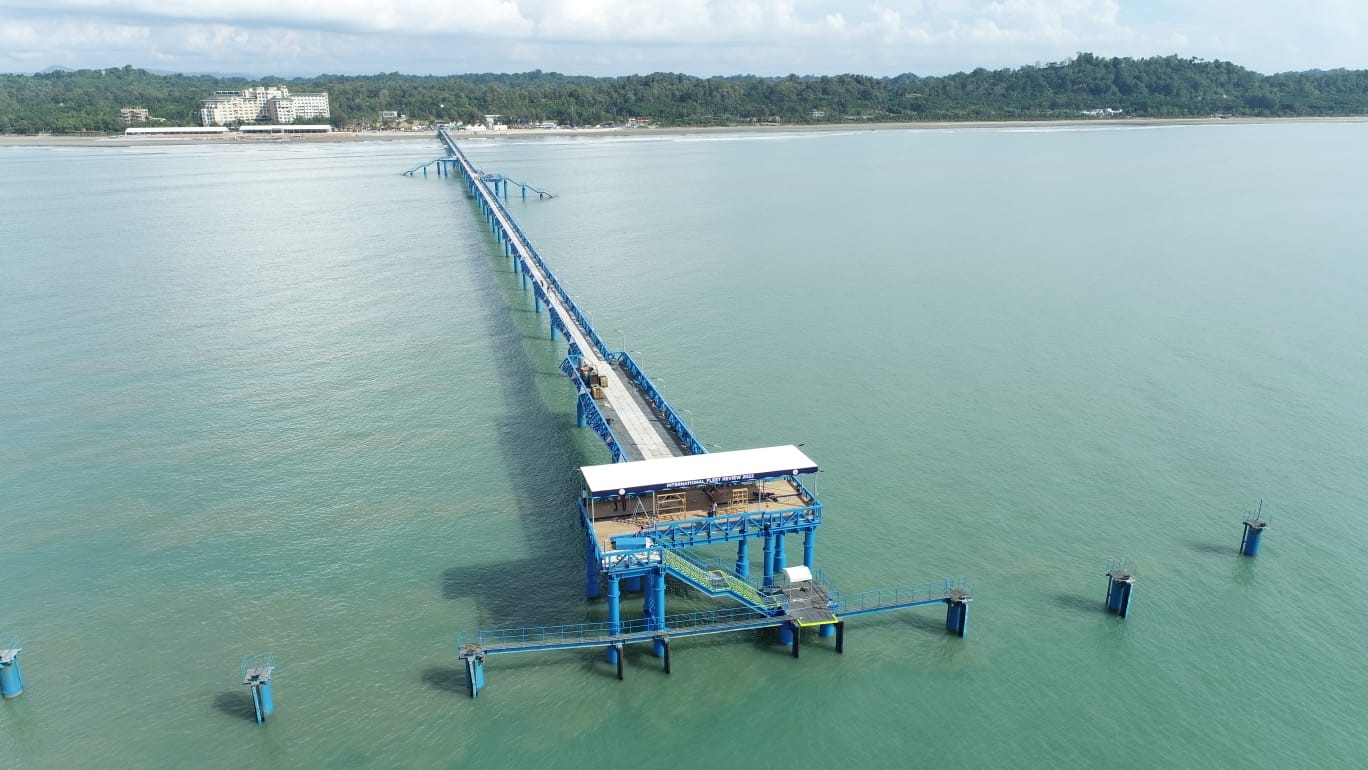 bangladesh-navy-crew-jetty
